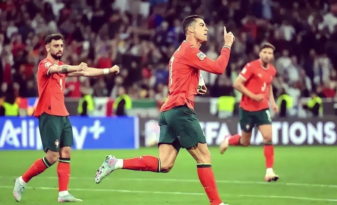 爱游戏注册登录关于C罗连续七场比赛得分超过重要助攻，美国队不断突破！再创辉煌时刻的信息