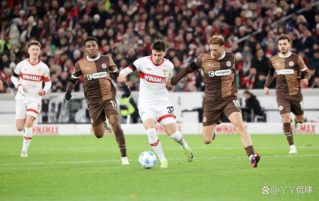 关于加时末段欧篮联焦点战；法兰克福手感冰凉；赛场秩序良好；年轻球员得到机会的信息