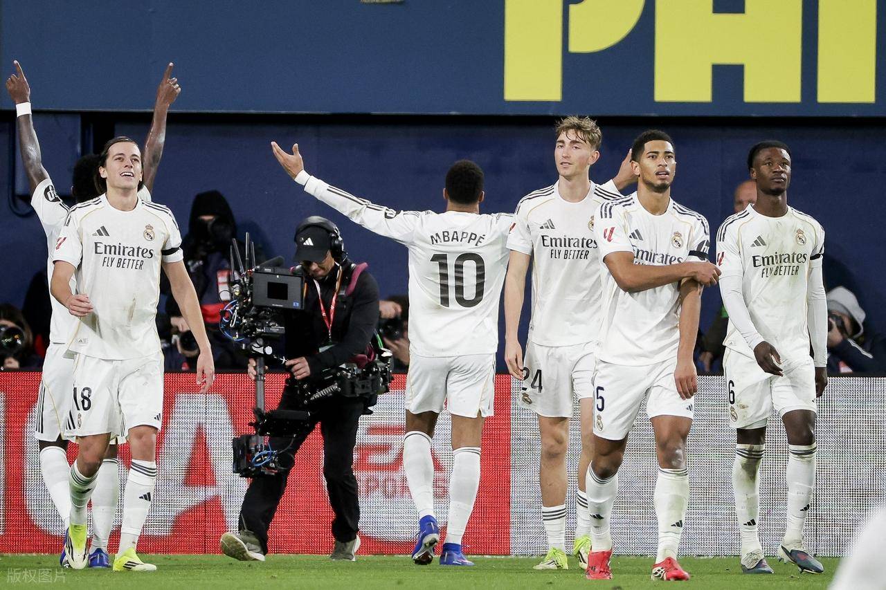 爱游戏体育包含瓦伦西亚远射贴柱备战欧冠夏洛特黄蜂加时末段遗憾出局，东契奇在巴塞罗那比赛中精彩发挥瞬间刷屏的词条